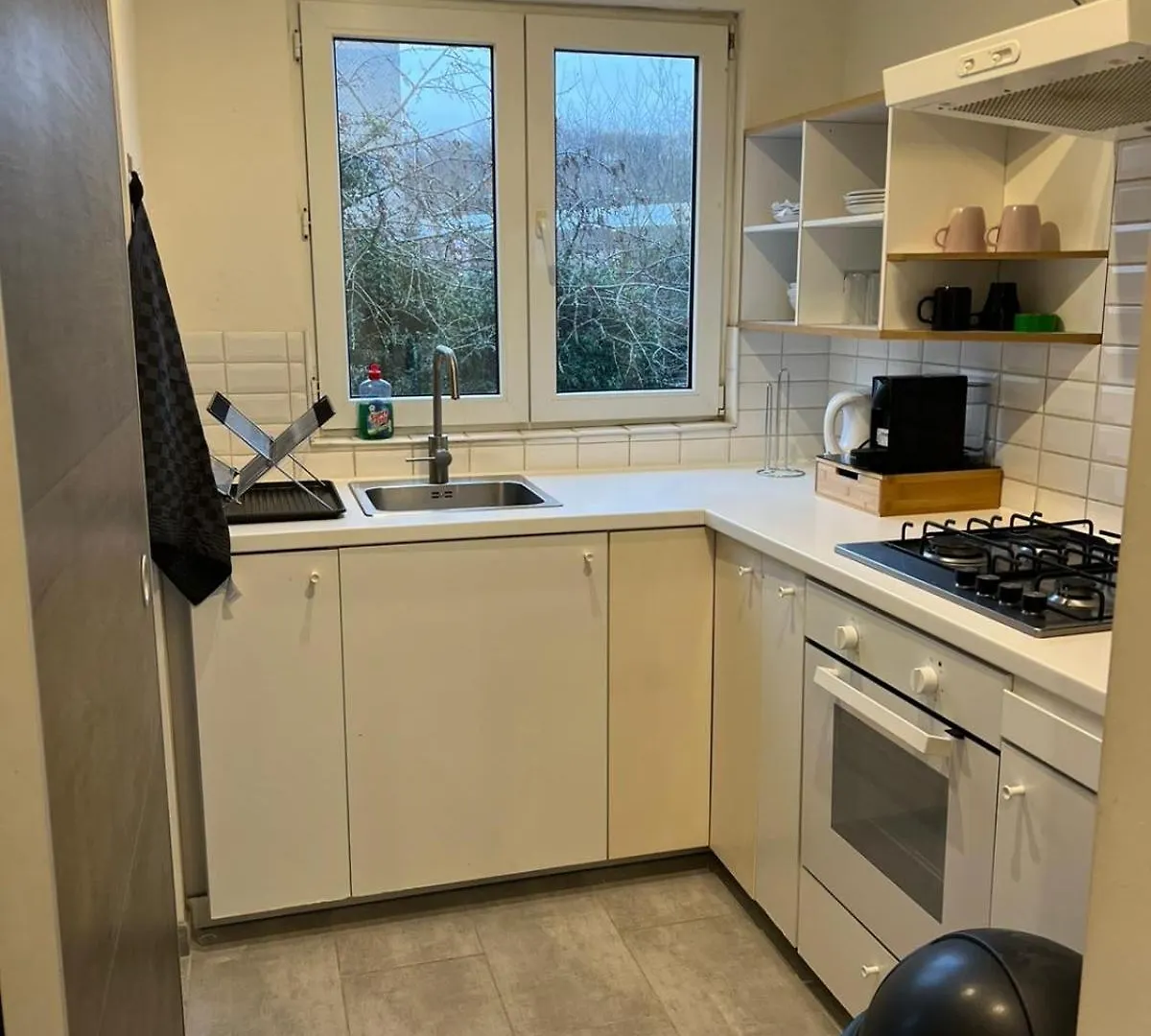 Appartement Confortable Avec Garage Premier Etage Sans Terrasse Bruxelles