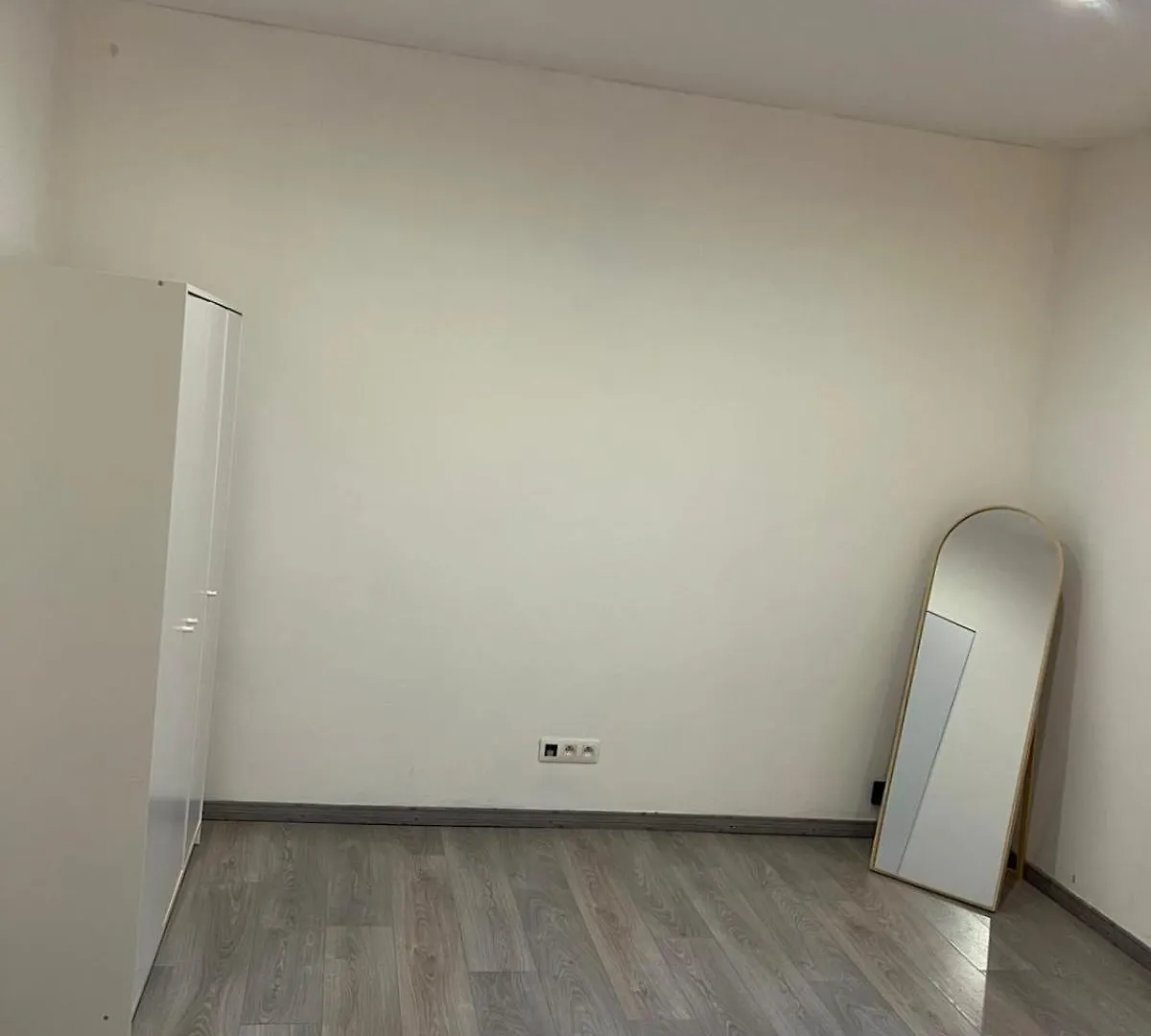 Apartment Appartement Confortable Avec Garage Premier Etage Sans Terrasse Brussels