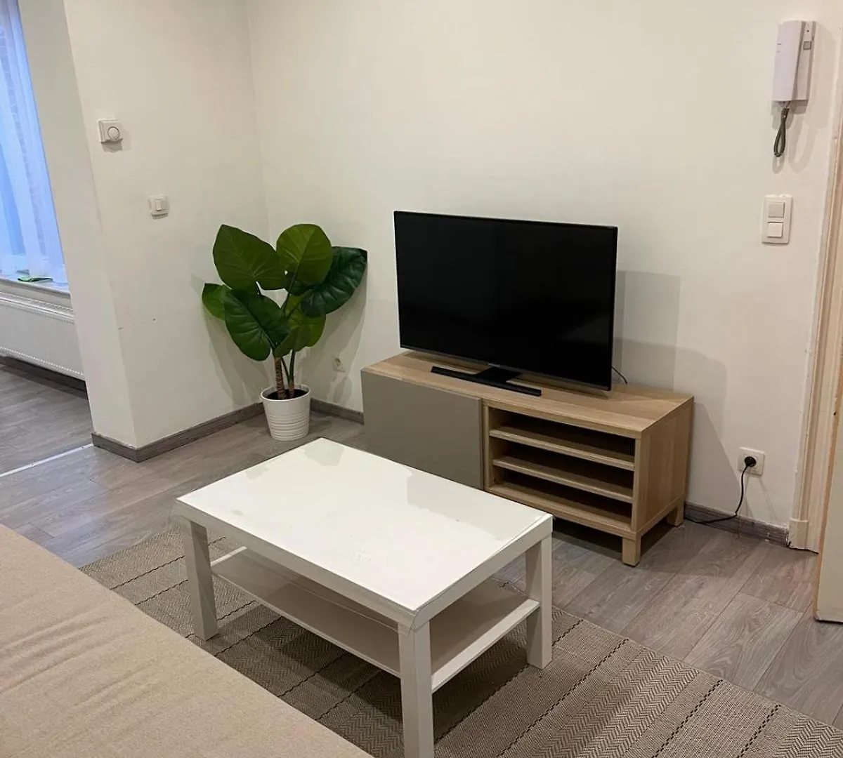 Appartement Confortable Avec Garage Premier Etage Sans Terrasse Brussels 0*,  Belgium